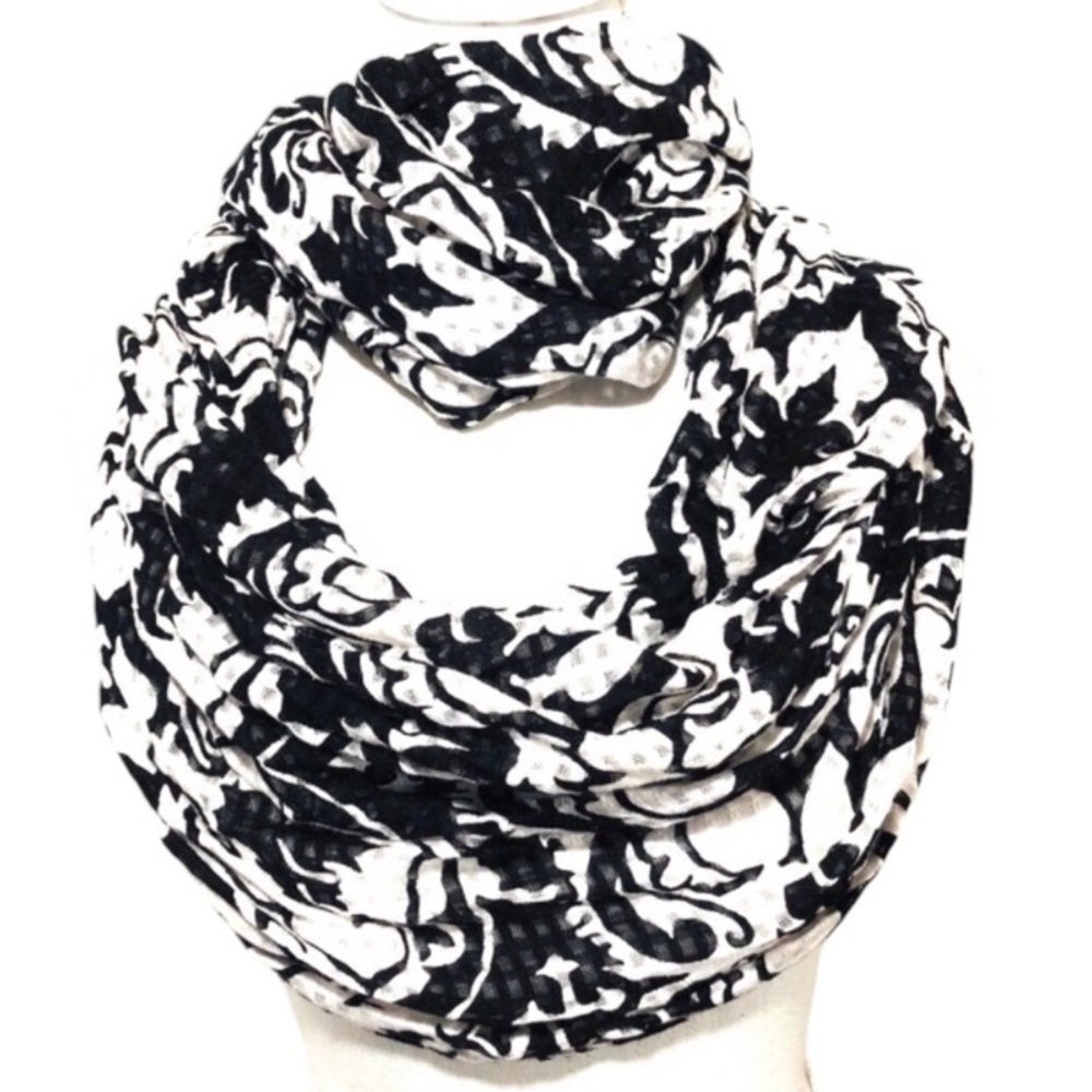 Baroque print infinity scarf